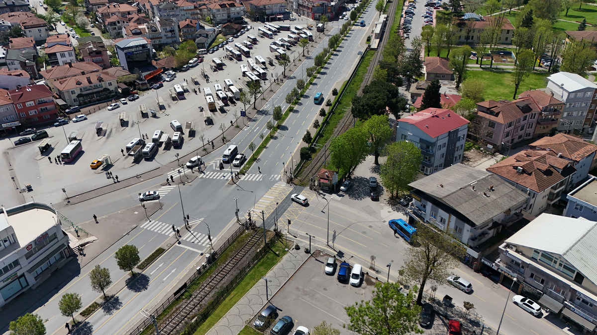 Yusuf Alemdar yeraltına alınacak tren raylarının yerine yapılacak projeyi ilk kez açıkladı