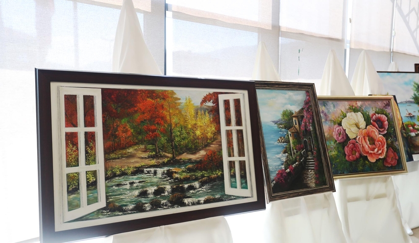 Yüzlerce kişi Büyükşehir SAMEK’le koluna sanat bileziğini taktı