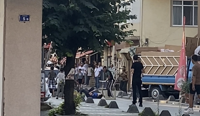 Zabıta ile karton toplayıcıları arasında kavga kamerada