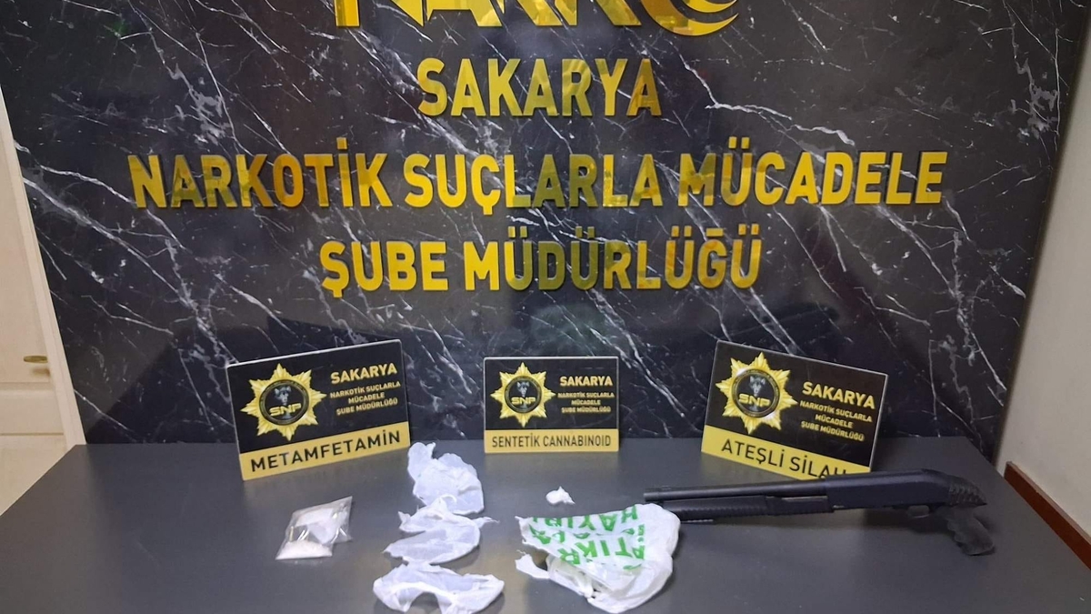 Zehir tacirlerine darbe üstüne darbe