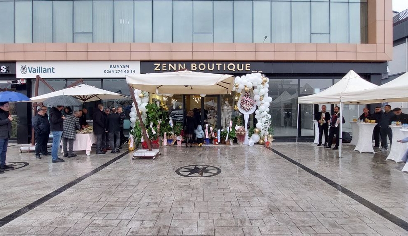 zenn-butik-serdivan-da-acildiafjlwlkwng