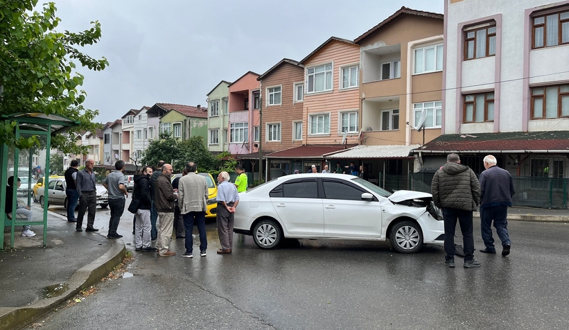 Zincirleme kaza: 3 yaralı