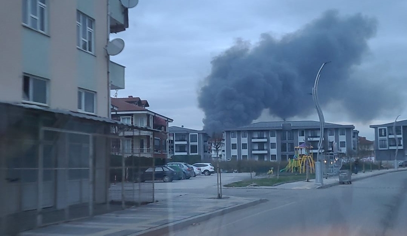 Zirai aletlerde yangın; Alevlere teslim oldu