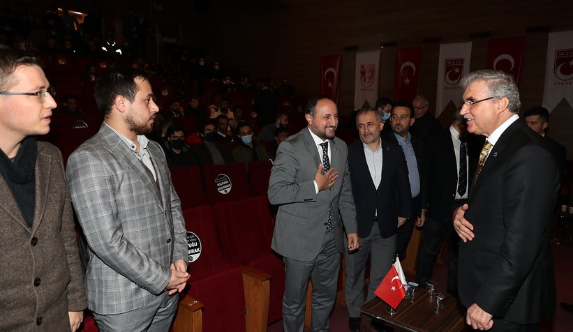 “Ülkemizin başarılarını gençler zirveye taşıyacak”