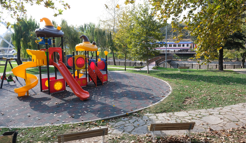 “vagonla-ozdeslesen-bir-sehir”k2firvhbru