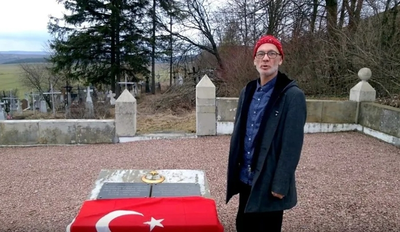 Galiçya şehitleri için Türkiye'yi geziyor