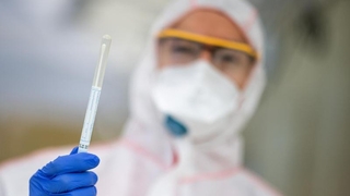 Gelin ve damat otelde karantinada