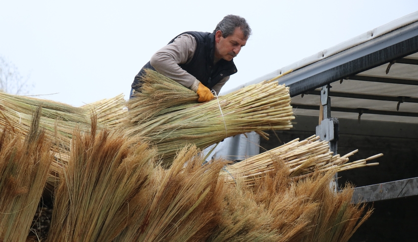 Gelişen teknolojiye direnen meslek, süpürgecilik