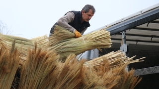 Gelişen teknolojiye direnen meslek, süpürgecilik