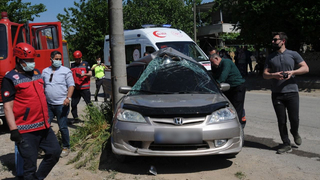 Geyve'de feci kaza: 1'i ağır, 3 yaralı