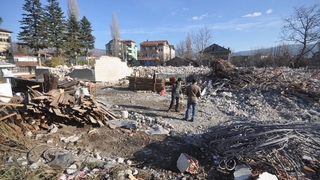 Geyve'de o bina yıkılacak