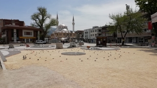 Geyve kısa sürede yepyeni meydanına kavuşacak