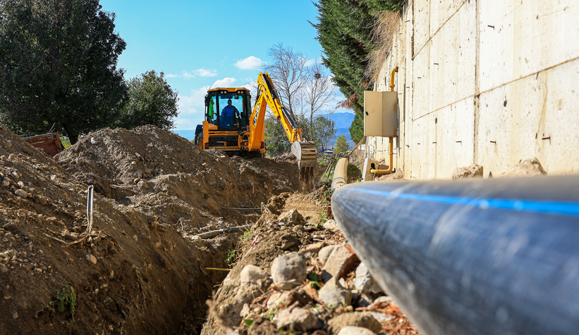 Geyve’de içme suyu iletim kapasitesi iki katına çıkarıldı