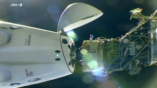 Gezeravcı’yı taşıyan Dragon kapsülü ISS’ten ayrıldı