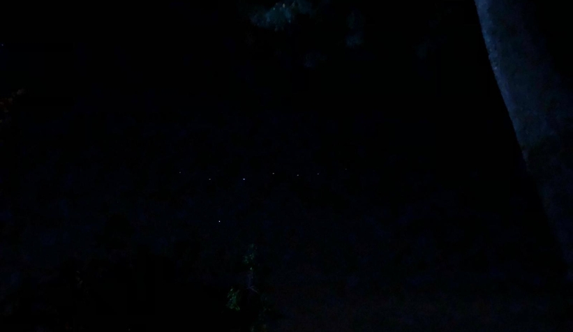 Gökyüzünde görülen esrarengiz ışık panik yarattı