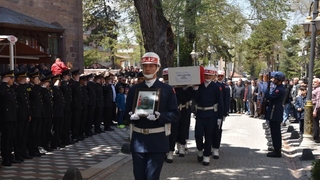 Görevi başında hayatını kaybeden askere son görev