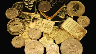 Gram altın bir günde 200 liradan fazla düştü