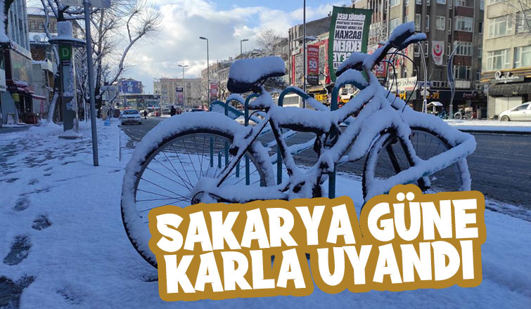 Güne karla uyandık