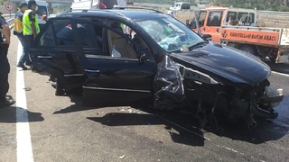 Gurbetçi aile kaza yaptı: 4 yaralı