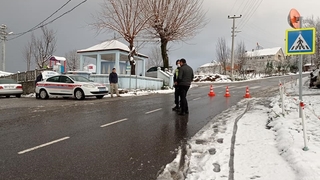 Güzlek-Keremali yolu kapatıldı