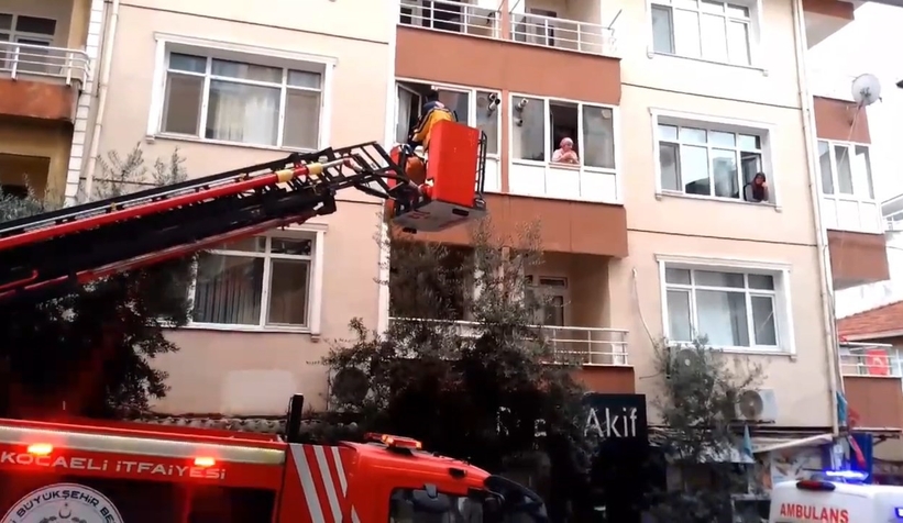 Haber alınamıyordu, evde uyurken bulundu