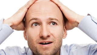 Hakimden şaşırtan karar: Kel demek cinsel saldırı oldu