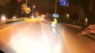 Halk otobüsüne silahlı saldırı kamerada