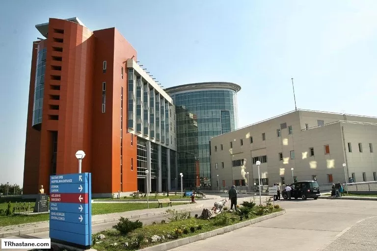 Hasta vefat etti, yakınları hastaneye karıştırdı