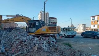 Hatay'da depremin 215. gününde enkazdan ceset çıktı