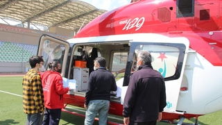 Hava ambulansı kazazede için havalandı