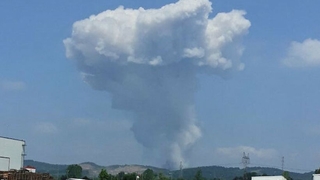 Havai fişek fabrikasında facia geliyorum demiş