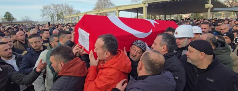 Hayatını kaybeden polis toprağa verildi