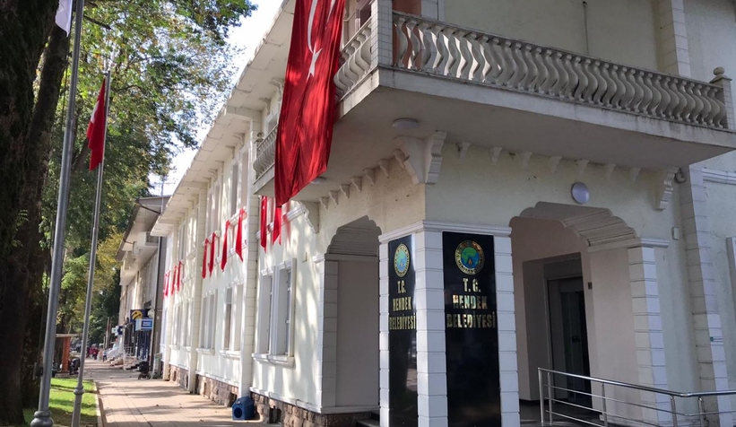 Hendek Belediyesi'nden Başpehlivan Kavakçı'ya suç duyurusu