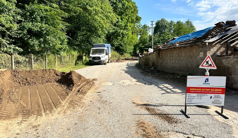 Hendek te 7 mahallede doğalgaz çalışmaları sürüyor