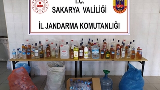 Hendek'te sahte içki operasyonu