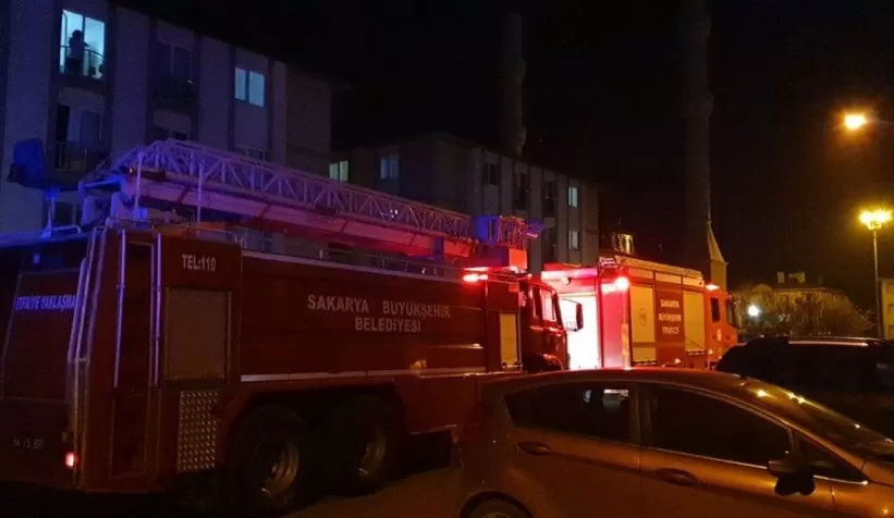Hendek'te yılbaşı gecesi yangın paniği