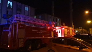 Hendek'te yılbaşı gecesi yangın paniği