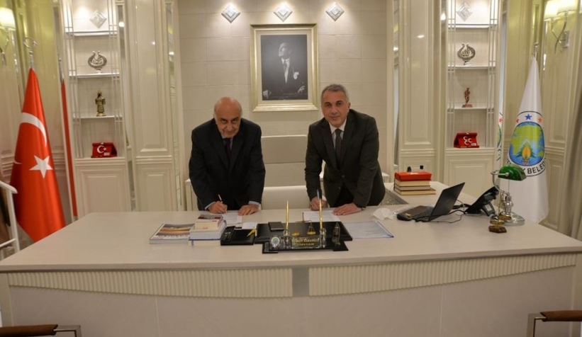 Hendek’te OSB ile imzalar atıldı