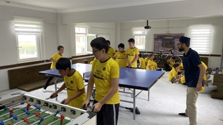 Her gün farklı etkinlik düzenliyor, çocuklar camiye akın ediyor