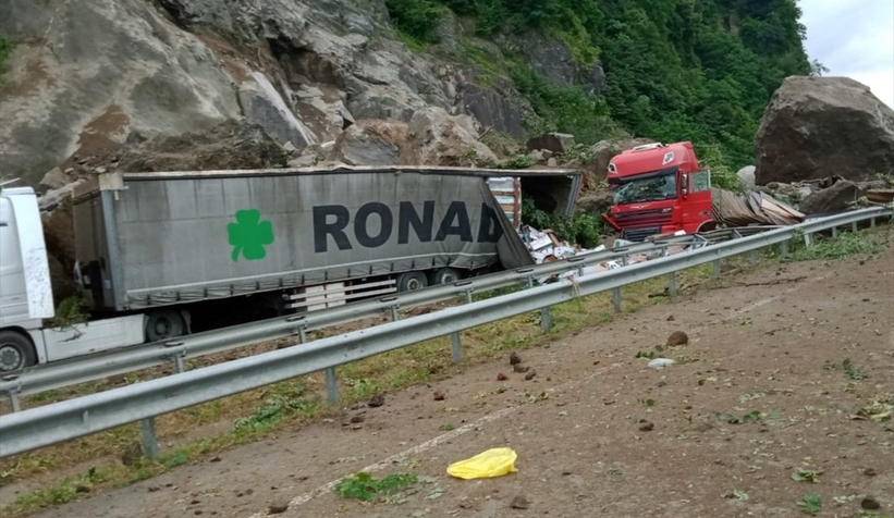 Heyelan felaketi: Ölü ve yaralılar var