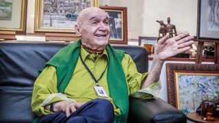 Hıncal Uluç vefat etti