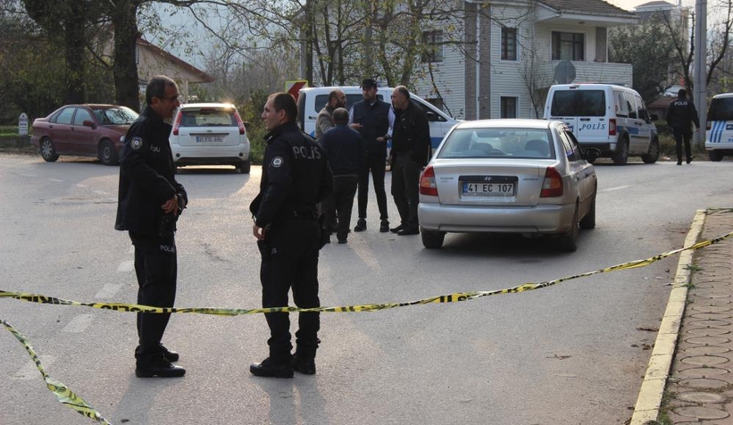 Husumetli iki grubun tartışması olaylı bitti: 3 yaralı