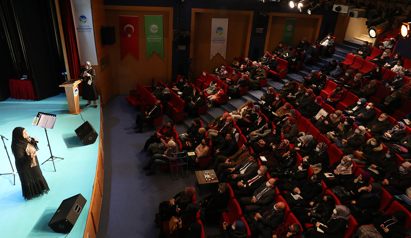 İkbal Gürpınar sanatseverlerle buluştu