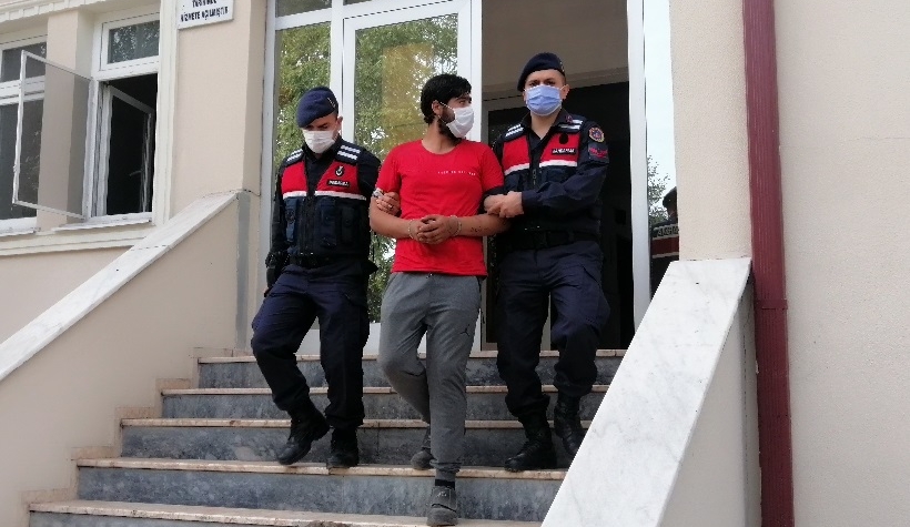 İki firari yakayı ele verdi