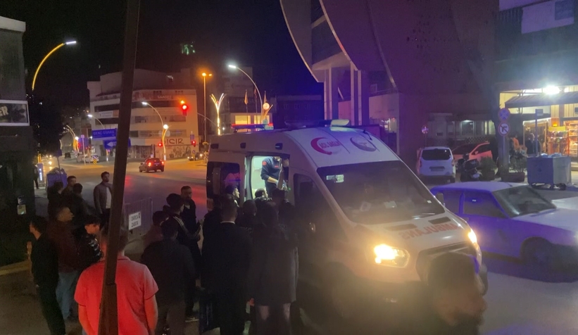 İki grup arasında bıçaklı kavga: 3 yaralı