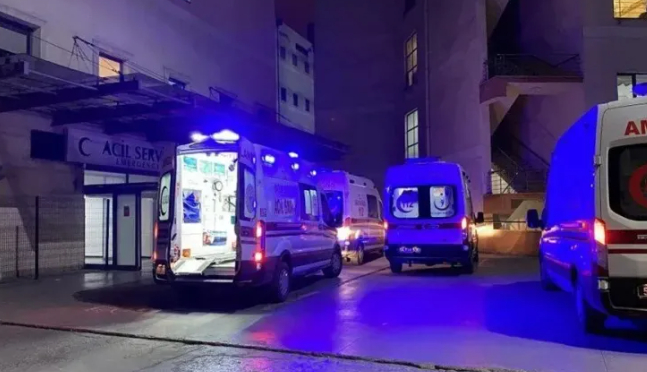 İki minibüsün karıştığı kazada 8 kişi yaralandı