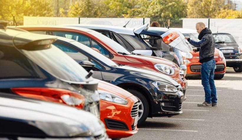 İkinci elde hareketlilik başladı