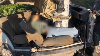 İkiye bölünen otomobilde 27 yaşındaki Emre öldü