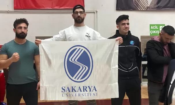 İlahiyat Fakültesi öğrencisi Kick Boks Şampiyonu oldu