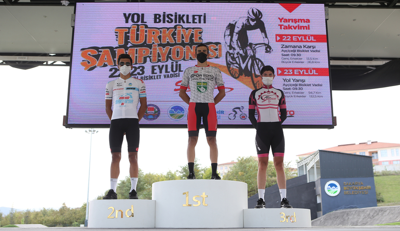 İlk gün 3 madalya Büyükşehir’in